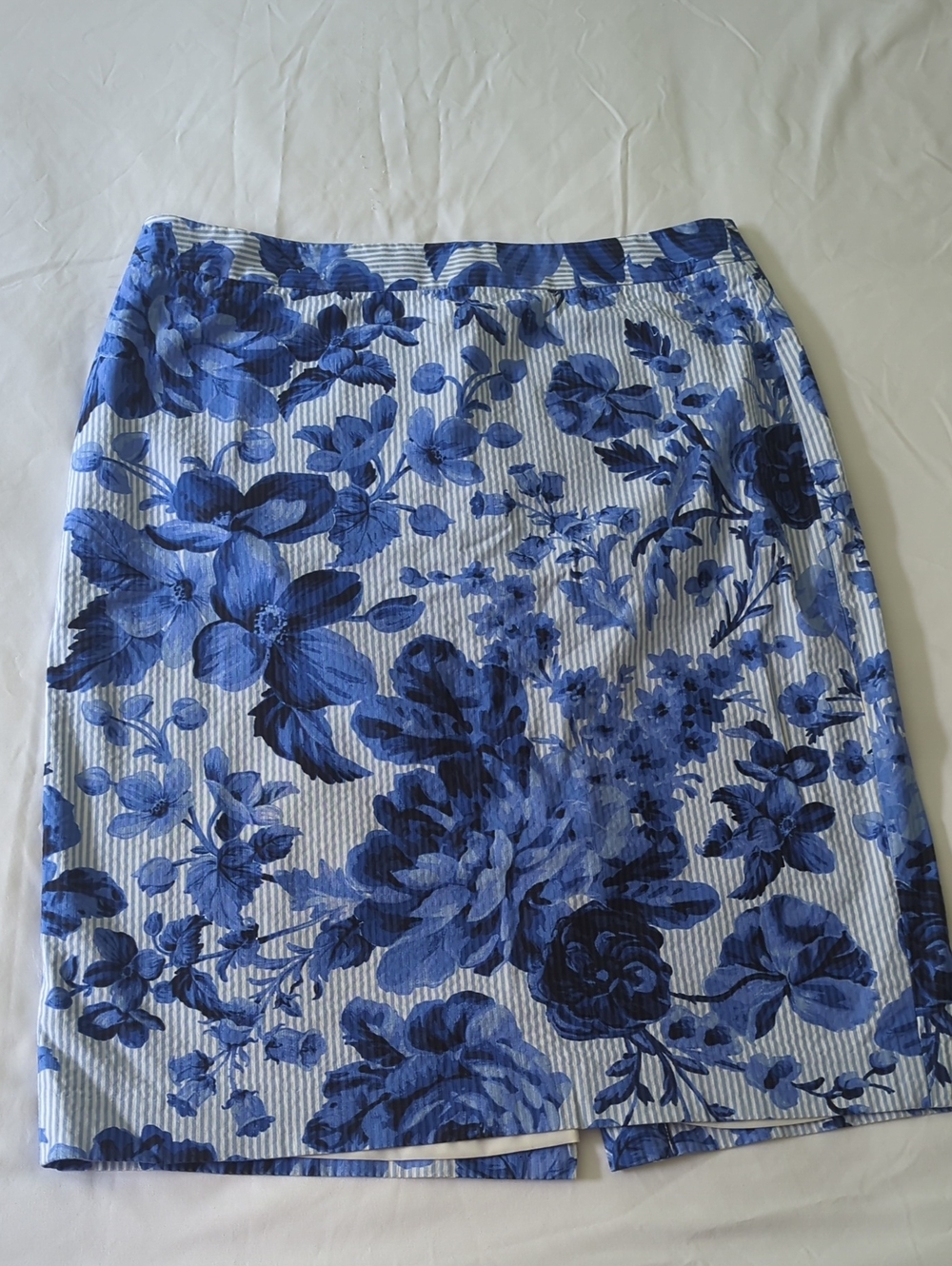Ann Taylor Blue Floral Pencil Skirt